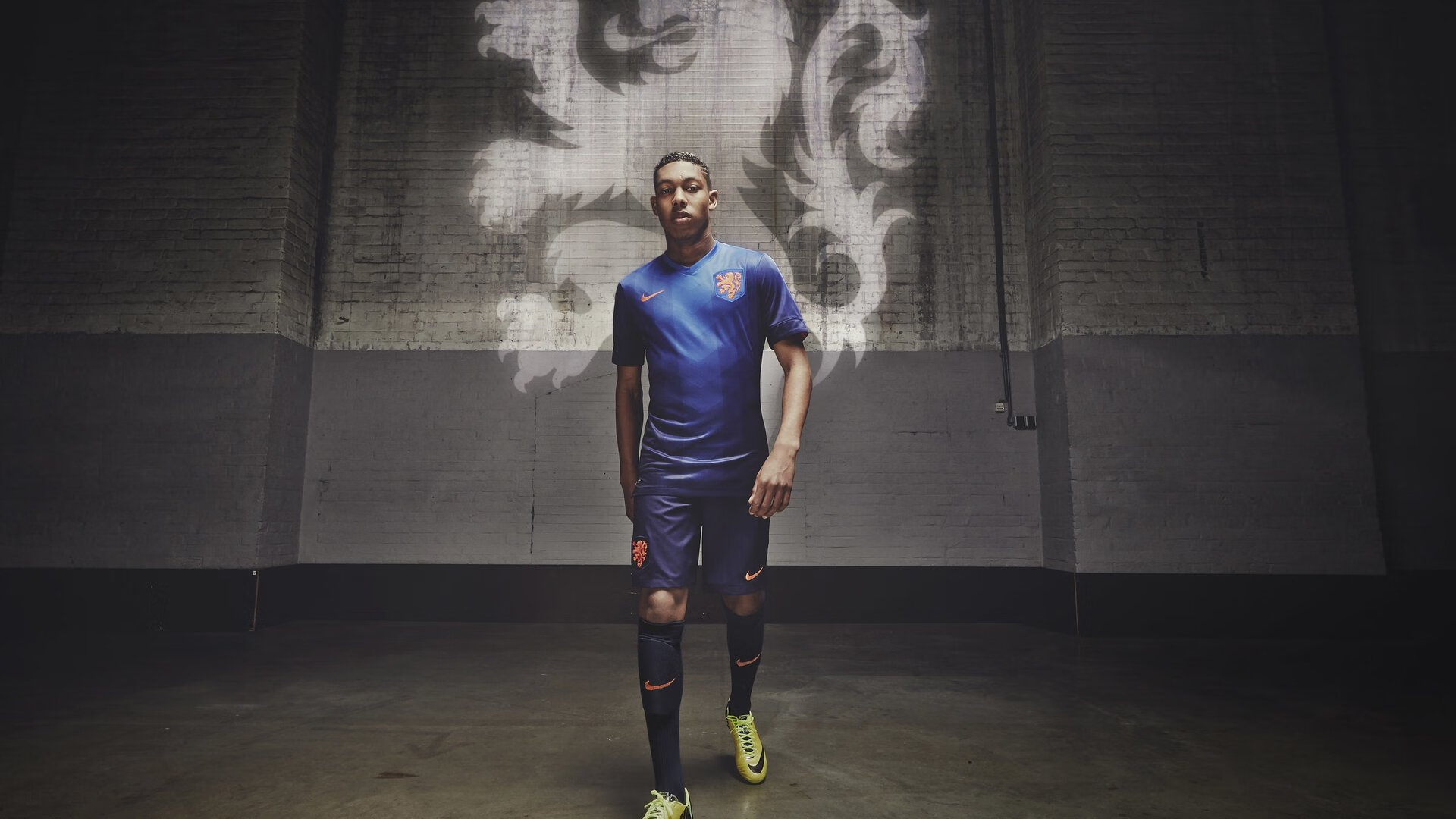 AIYOUXI.COM-青少年足球主题旅游逐渐兴起，推动体育旅游产业发展，青少年足球推广方案