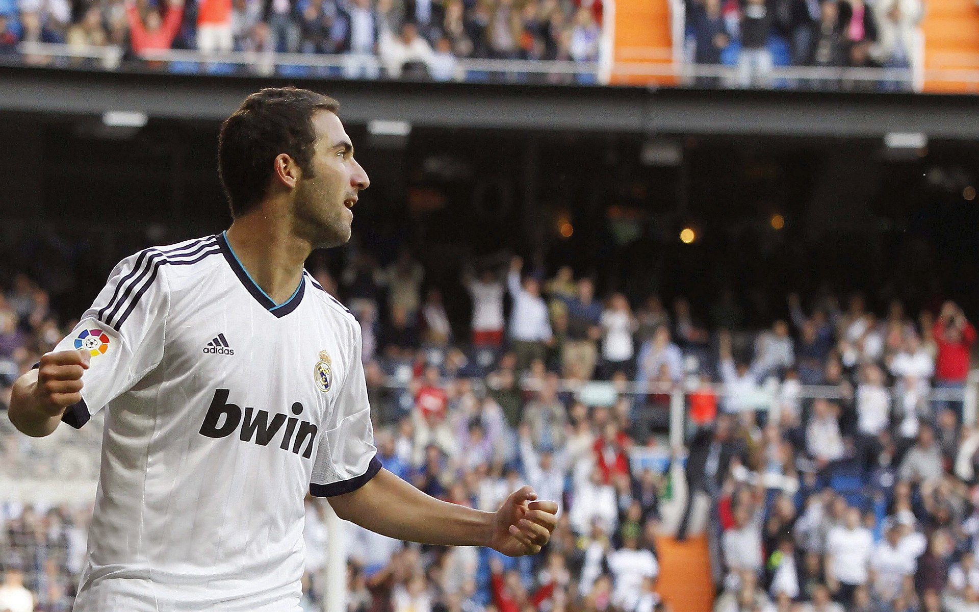 AYX SPORTS-法国联赛战术体系日益多样，法国有什么联赛